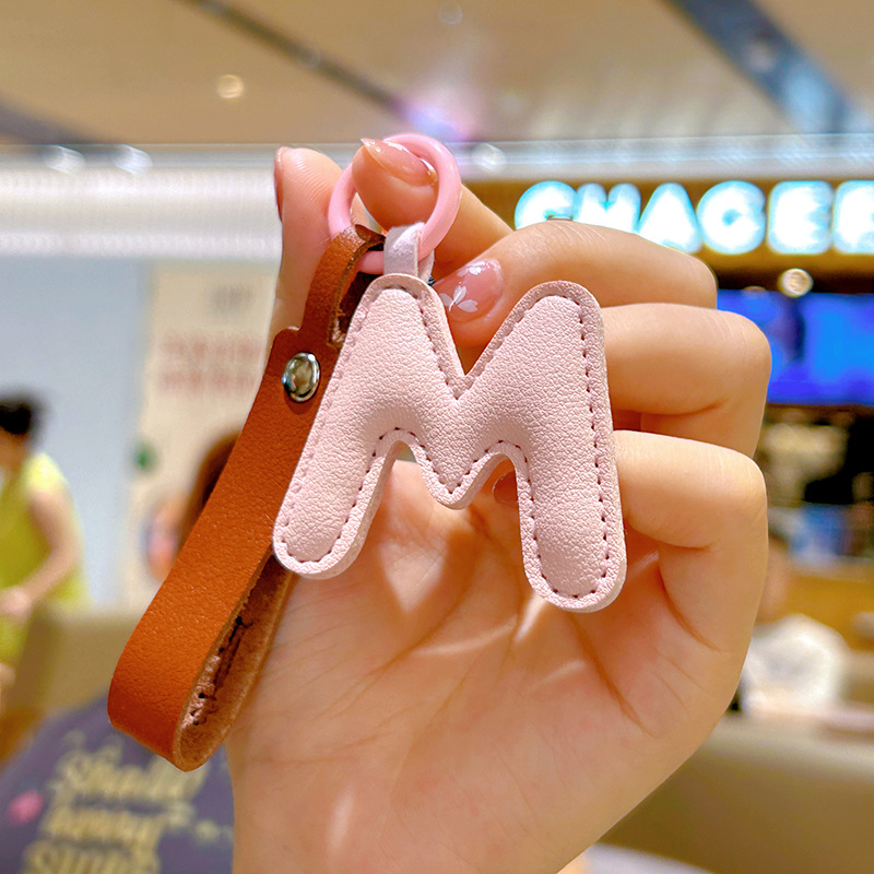 Creative PU Leather 26 Letter  – Monogram Keychain Leather Bewertung und Preis