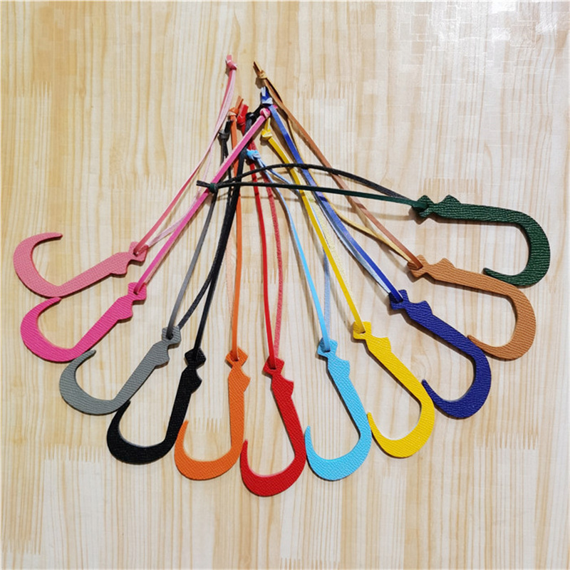 Natural Leather Keychain with  – Monogram Keychain Leather Bewertung und Preis