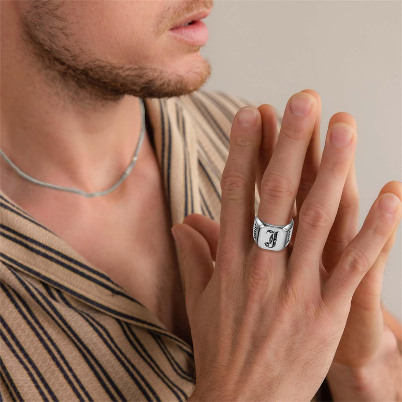 Custom Engraved Name Ring for  – Initial Ring Custom Bewertung und Preis