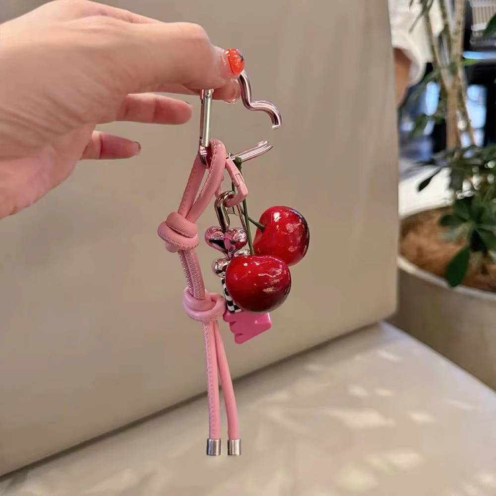 Y2k Cute Cherry Alphabet PU Le – Monogram Keychain Leather Bewertung und Preis