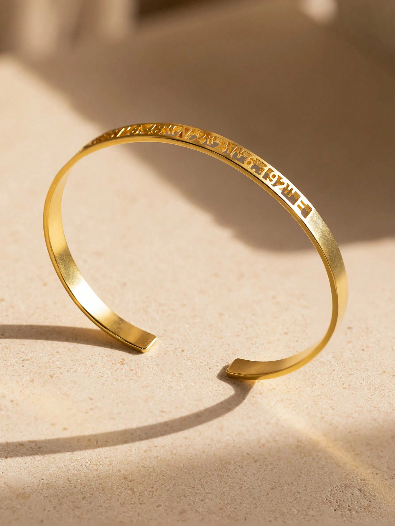 Custom Date Coordinate Roman N – Coordinates Bracelet Bewertung und Preis