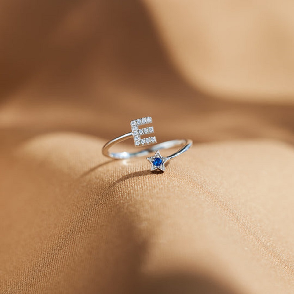 YOU WERE BORN TO SHINE INITIAL – Initial Ring Custom Bewertung und Preis