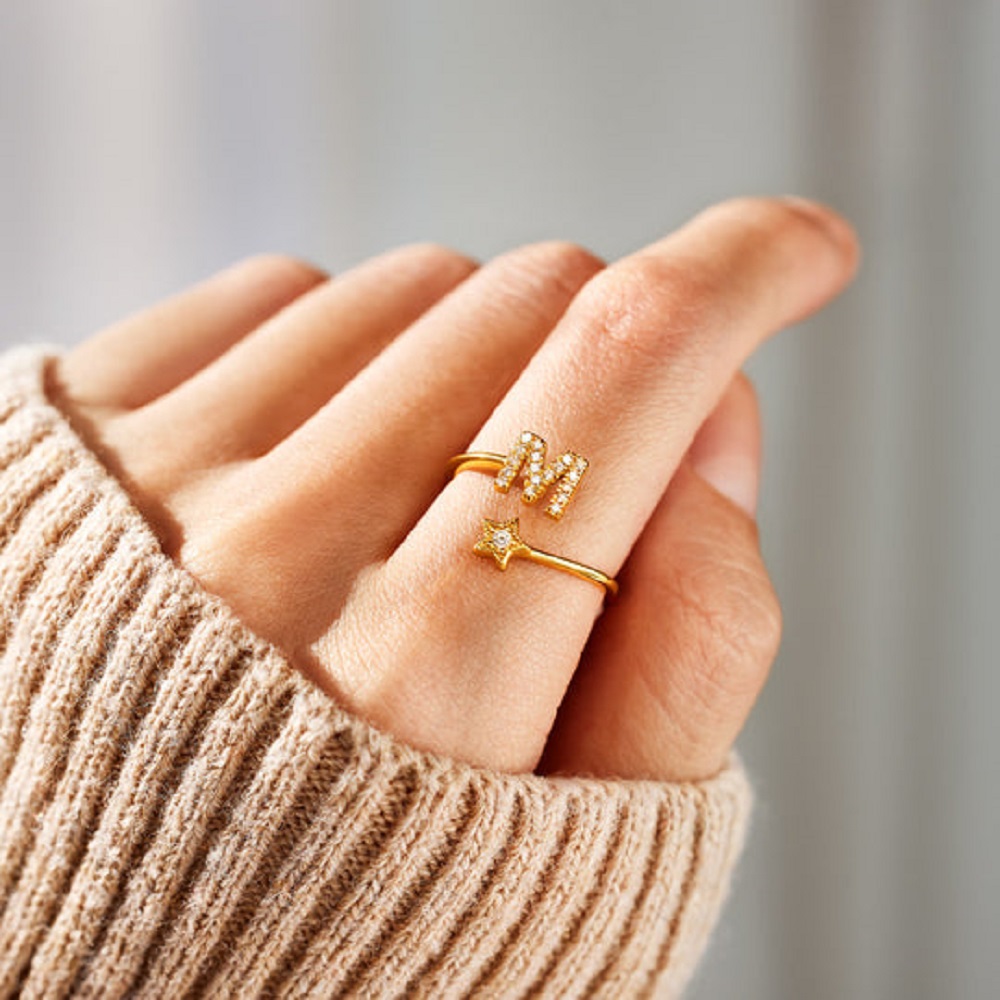 YOU WERE BORN TO SHINE INITIAL – Initial Ring Custom Bewertung und Preis