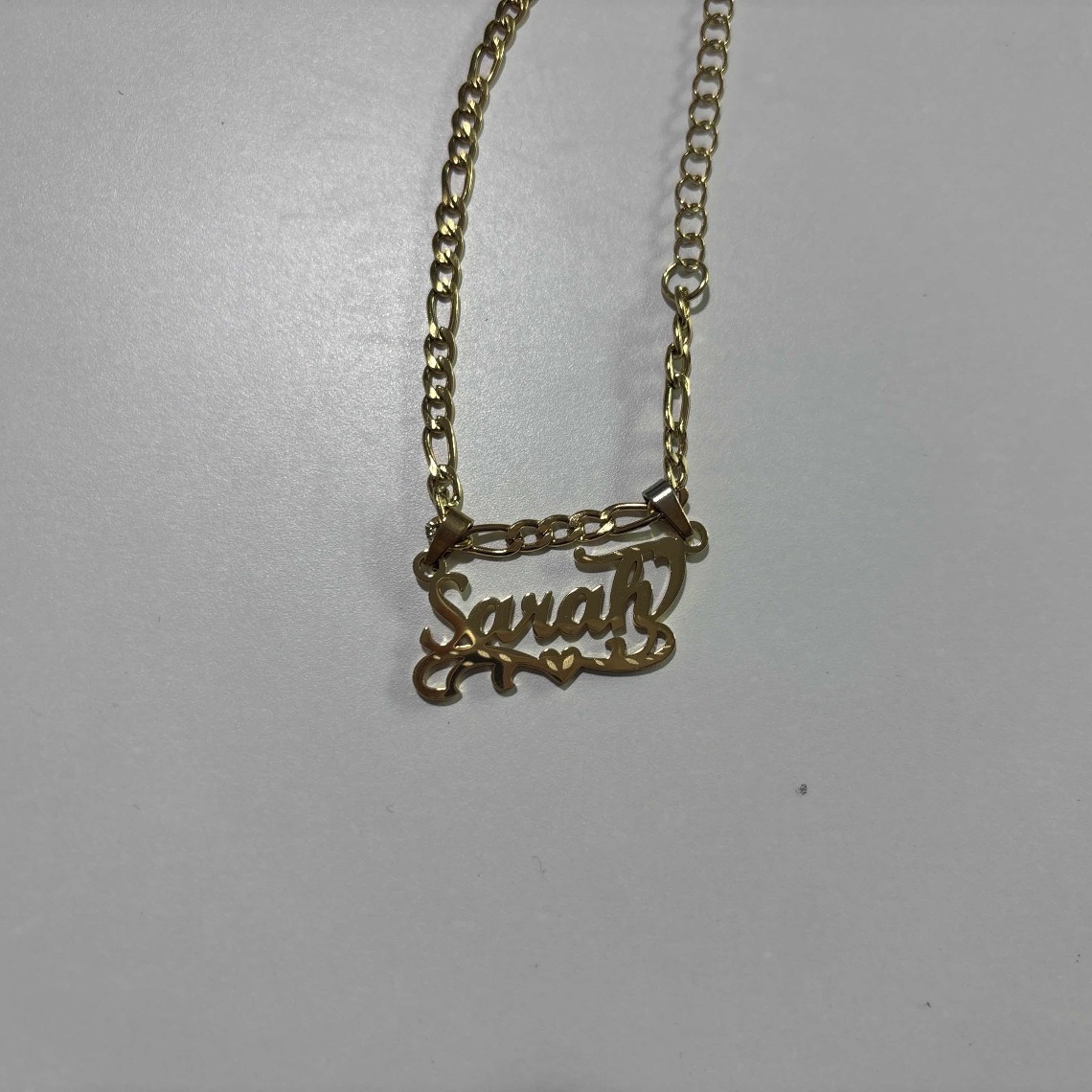 Custom Figaro Chain Heart Name – Name Necklace Custom Bewertung und Preis